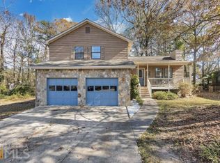 560 Sunset Ridge Dr, Lithia Springs, GA 30122