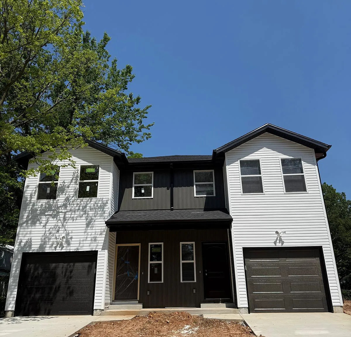 3 bed, 2.5 bath, 1500 sqft, $1,695 — Photo 1