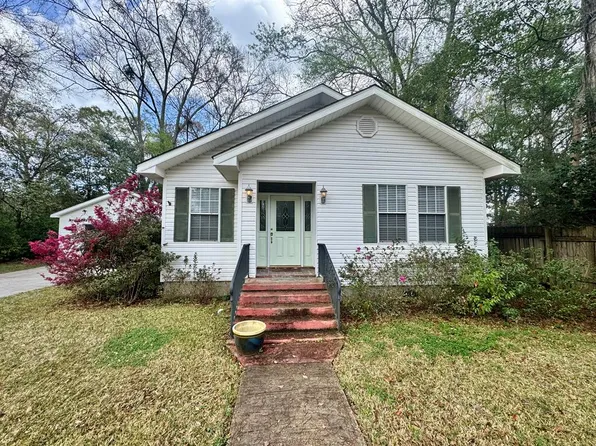 414 Quince St, Picayune, MS 39466