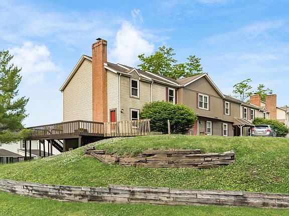 2nd image of 1365 Twin Pines Trl APT A