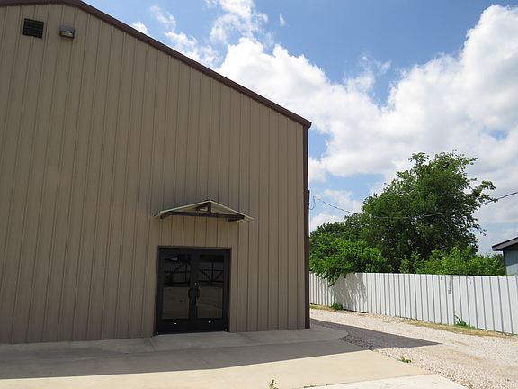 2nd image of 12069 Joyce Ln