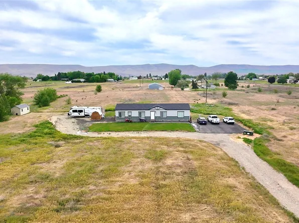 174958 W Apricot Rd, Grandview, WA 98930