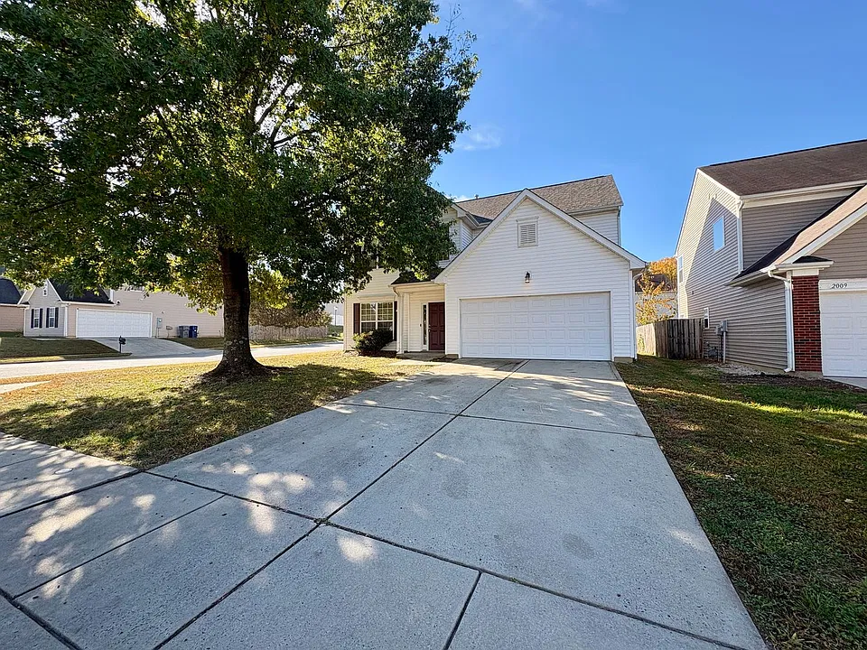 2003 Moss Creek Dr
