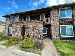 11426 E 71st St, Kansas City, MO 64133