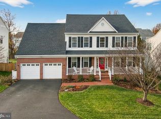 7736 White Willow Ct, Springfield, VA 22153