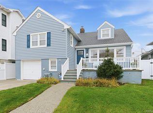 371 E Penn St, Long Beach, NY 11561