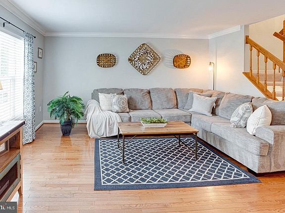 2nd image of 13070 Hunterbrook Dr