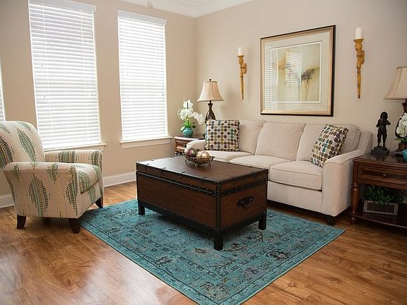 4th image of 608 Advancement Ave APT 205