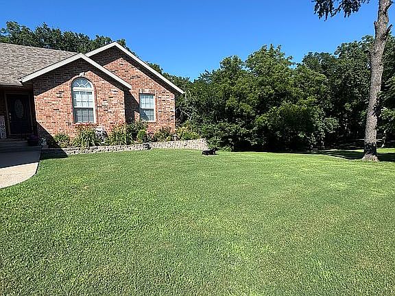 2nd image of 241 NW 66th Rd