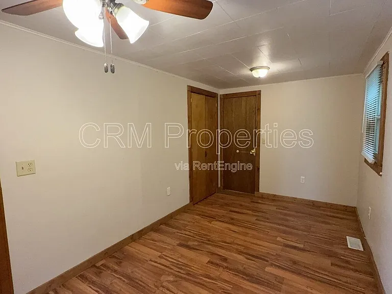 2324 N Buckeye St — Photo 11