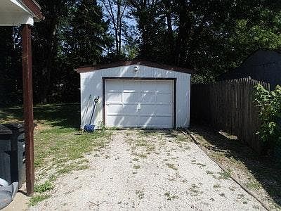 2nd image of 1775 Wakefield Dr