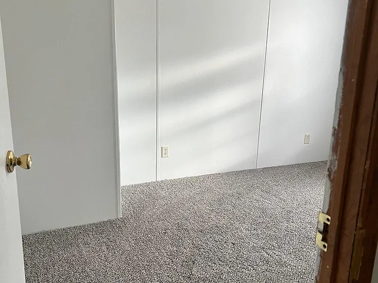 637 Colonial Dr — Photo 18