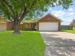 1829 Birch St, Texas City, TX 77591