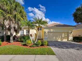 16197 Parque Ln, Naples, FL 34110