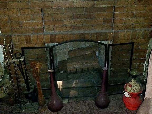 4th image of 1307 W 70th St