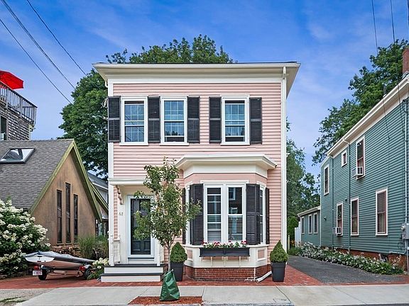 3rd image of 67 Purchase St