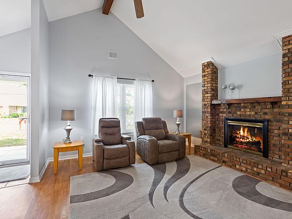 4th image of 1004 Quail Hollow Dr