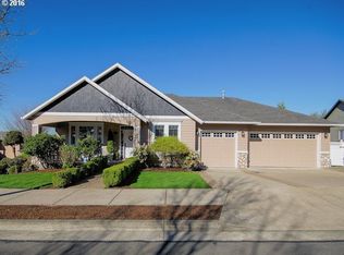 407 NW Bryn Mawr Pl, Gresham, OR 97030