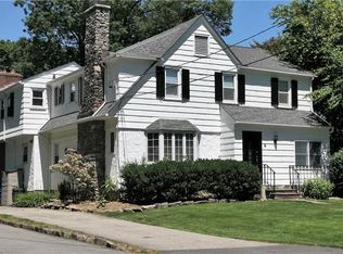 9 Mangrove Rd, Yonkers, NY 10701