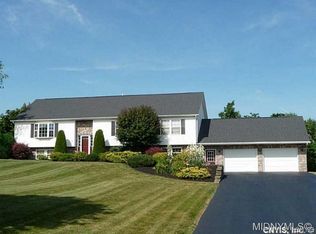 7233 Klock Rd, Canastota, NY 13032