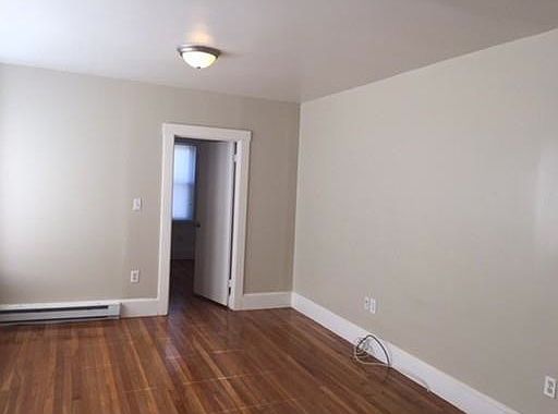 4th image of 208 W Squantum St #1