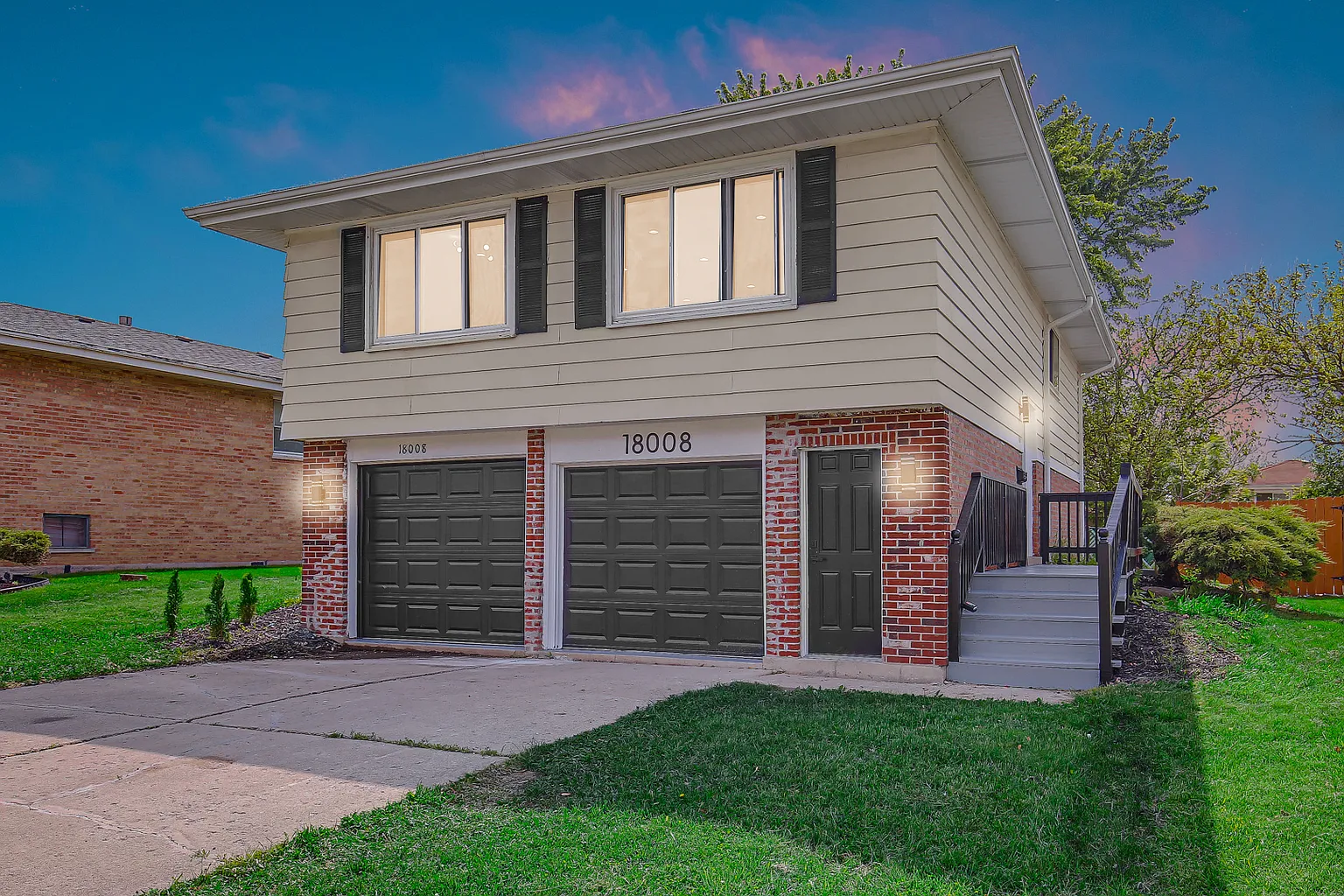 18008 Crawford Ave photo 1
