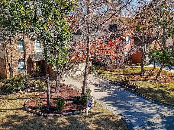2nd image of 251 N Wimberly Way