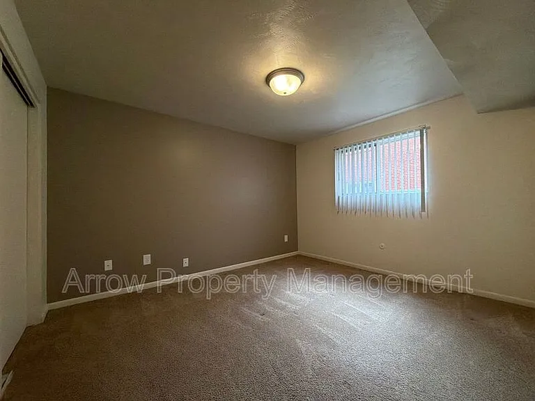 1438 S 20th St — Photo 6