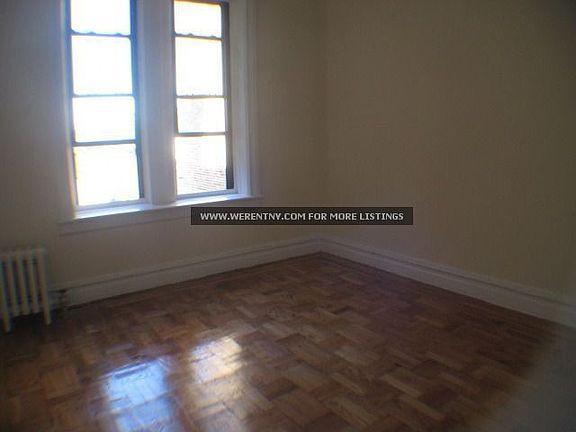 2nd image of 4323 40th St APT 5A