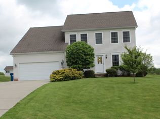 107 Samuel Dr, New Castle, PA 16101