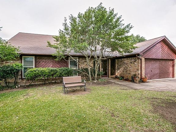 2nd image of 2409 Meadow Creek Dr