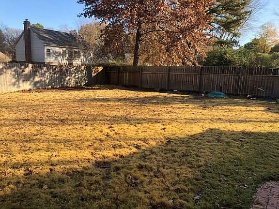 3rd image of 8240 San Augustine Ln