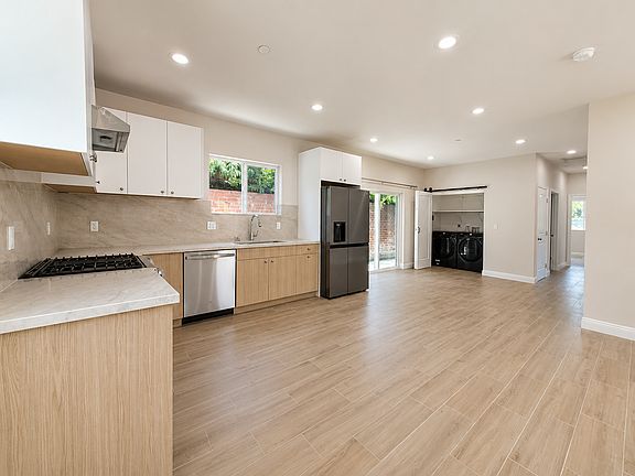 3rd image of 3623 E California Blvd