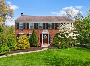 104 Marshall Dr, Pittsburgh, PA 15228