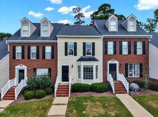 204 Knightsborough Way, Apex, NC 27502