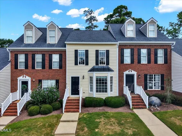 204 Knightsborough Way, Apex, NC 27502