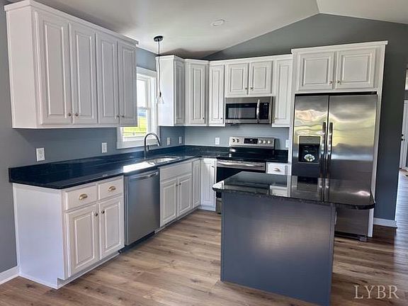 3rd image of 4532 Colonial Hwy