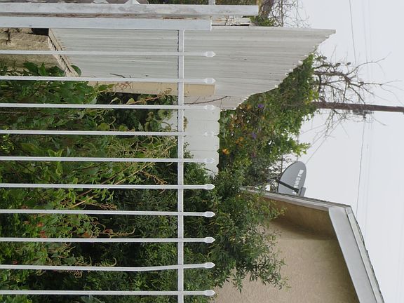 2nd image of 1307 W 90th St