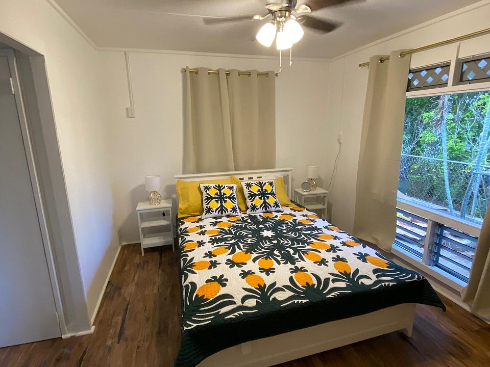 Bedroom (with two closets) and AC