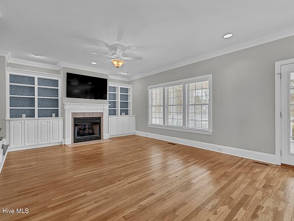5th image of 7900 Greythorne Court