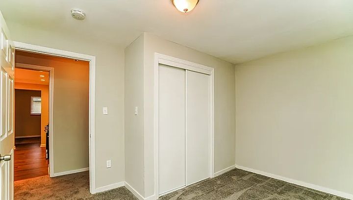 1st image of 277 Bramble St