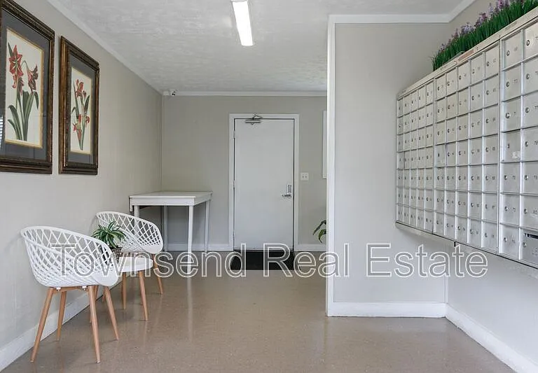 5845F Century Oaks Dr — Photo 14