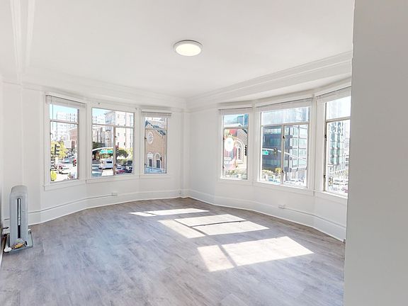 3rd image of 1801 California St #202