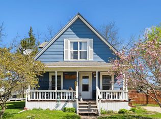 919 1st St SW, Oelwein, IA 50662