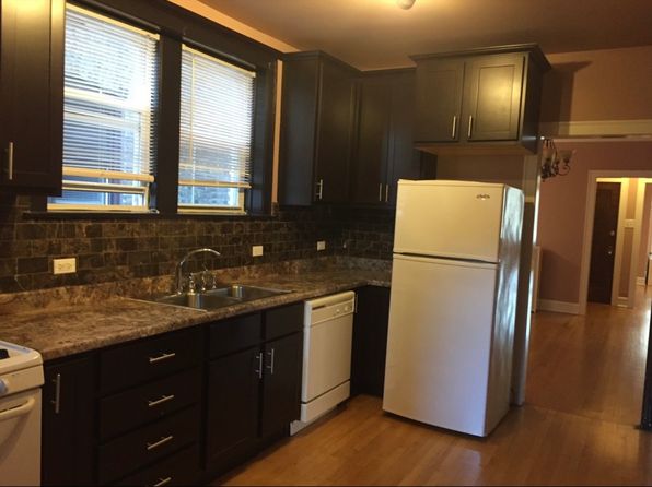 5717 N Artesian Ave #1