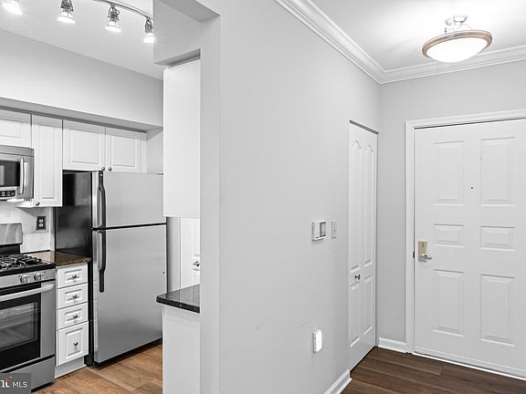 3rd image of 12913 Alton Sq APT 315