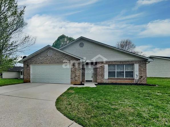 2637 Druid Hill Dr, Maryville, TN 37804