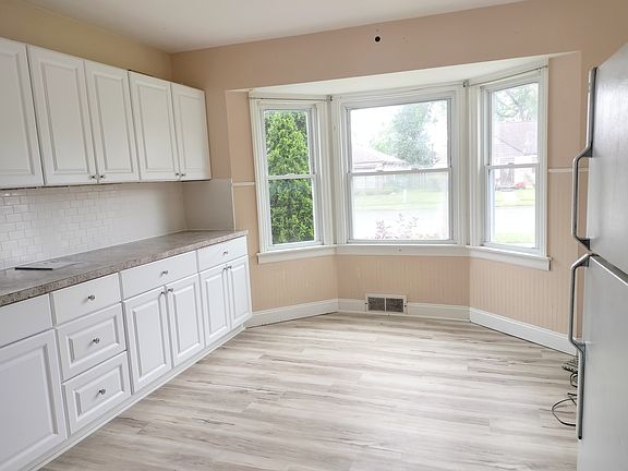 5th image of 578 Stoker Dr
