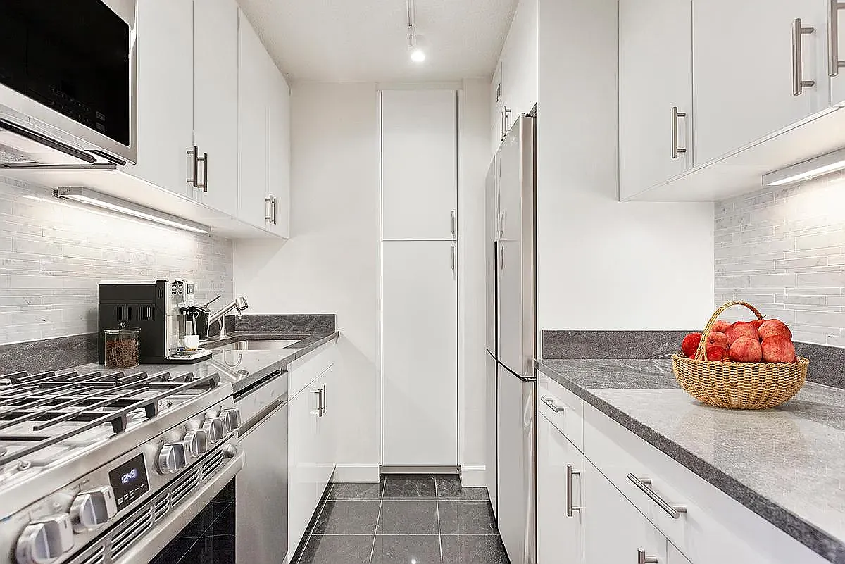 333 East 56th Street — Photo 3