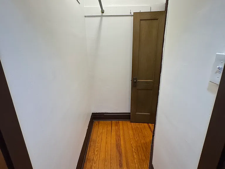 5011 Goethe Ave #B — Photo 32